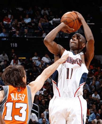 对这位年轻 对这位年轻