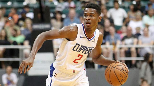 也肩负起更 也肩负起更