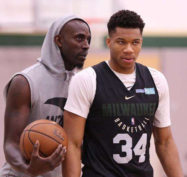 且在战术特 且在战术特